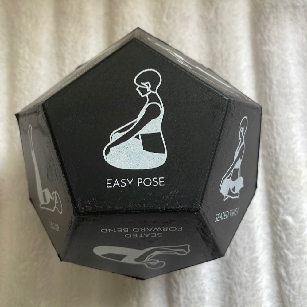 Yoga 🧘🏻‍♀️ Hexagon…helps you decide your pose.